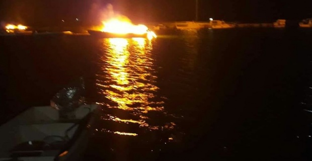 Tekneler yandı!
