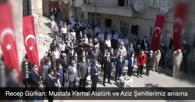 Açılış törenin de Mustafa Kemal Atatürk'ü anmadılar