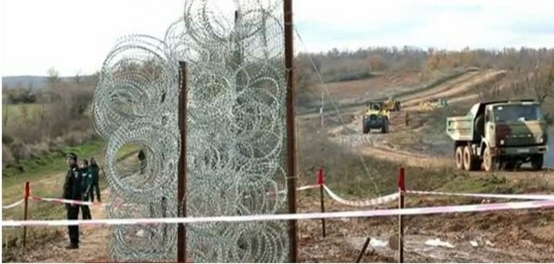 Bulgaristan sınırına tel örgü!